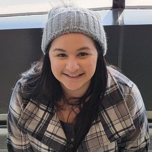 Meet your Posher, Mireya